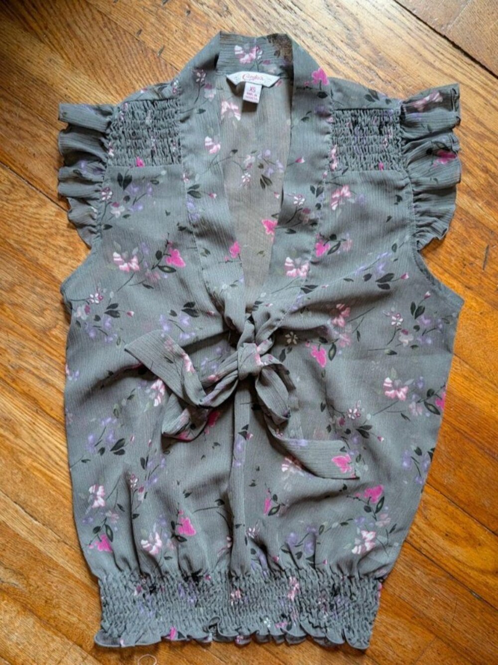sheer gray floral sleeveless office siren blouse Candie's XS